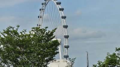 Australien, über Singapur (Löwenstadt)